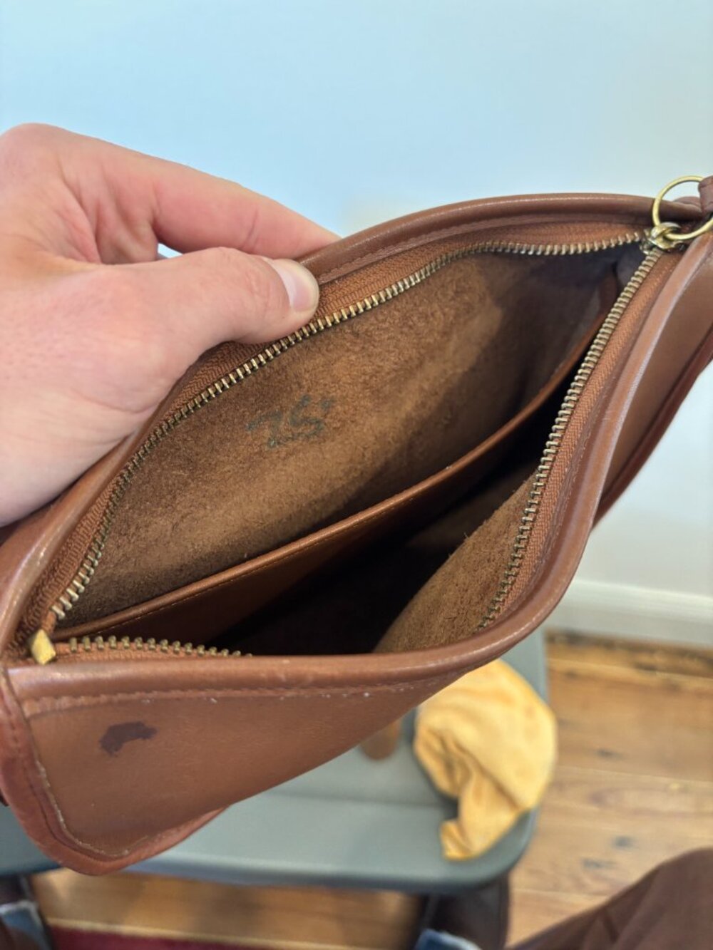Vintage Coach Bag Purse #9968 Mitchell Leather Zip Top - British Tan - Picture 7 of 15